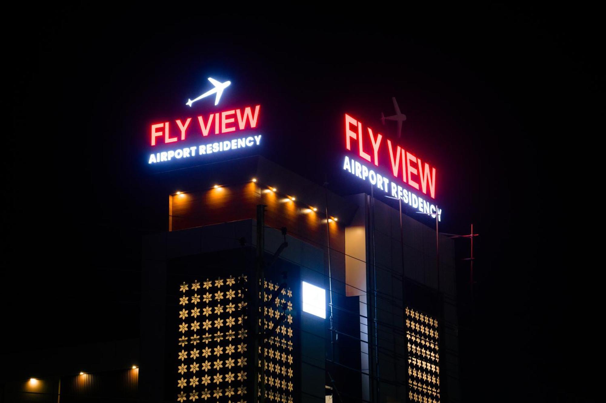 Готель Fly View Airport Residency Недумбассері Екстер'єр фото